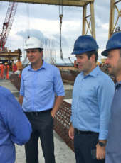 Governador Camilo Santana visita obras de expansão do Porto do Pecém