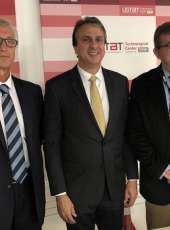 Governador e Câmara de Comércio assinam memorando para investimentos bilaterais e promoção comercial entre Ceará e Catalunha