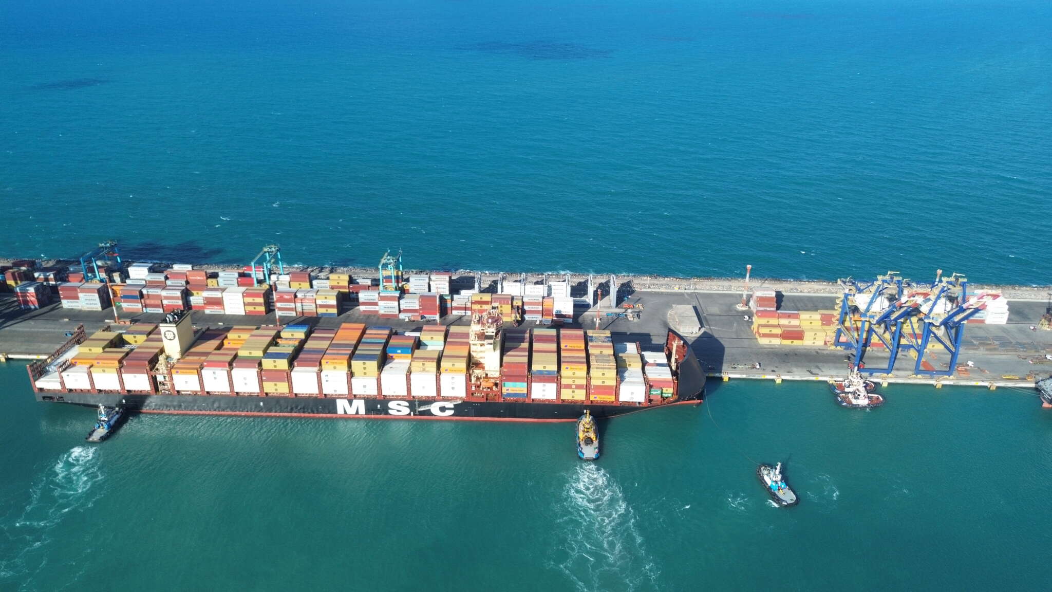 Porto do Pecém bate recorde na movimentação de contêineres, alcança 20,9 milhões de toneladas e cresce 7% em 2025